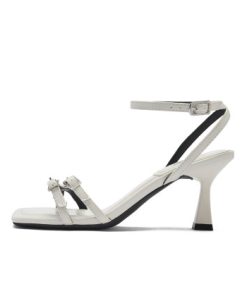 Solid Camellia Slippers-M032603