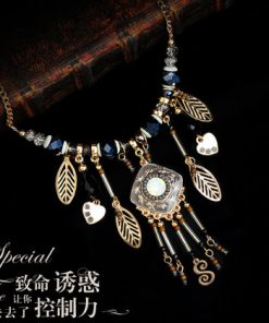 Chic Sweater Pearl Necklace-M050802